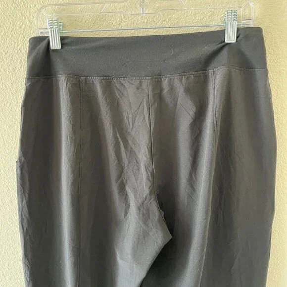 The North Face Let's Go Mid-Rise Black Capris Size M Style J1345 - Picture 9 of 11